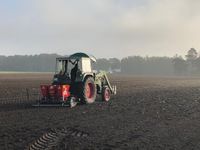 Traktor Nebel Feld Marklendorfer Knoblauch